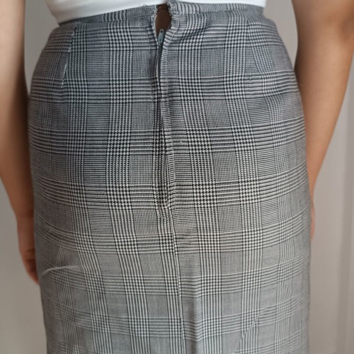 Plaid skirt size S used, gray and black, high waist