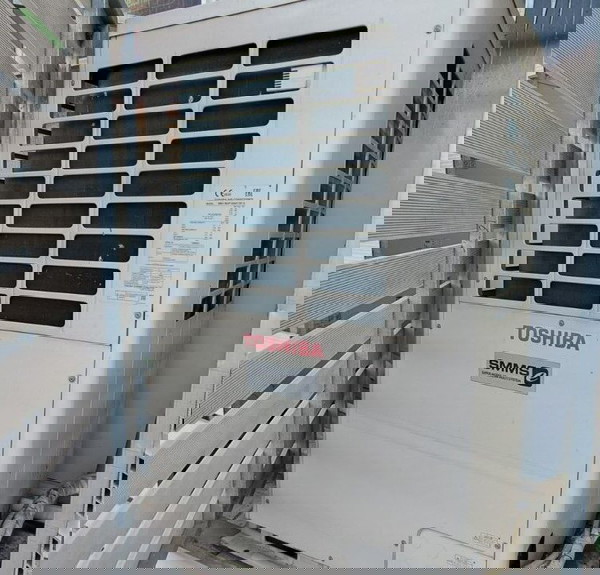 Климатик Toshiba