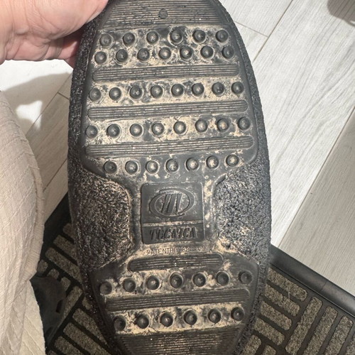 Moon boots worn once