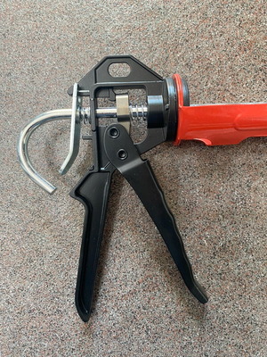 Heavy-Duty Silicone Gun new