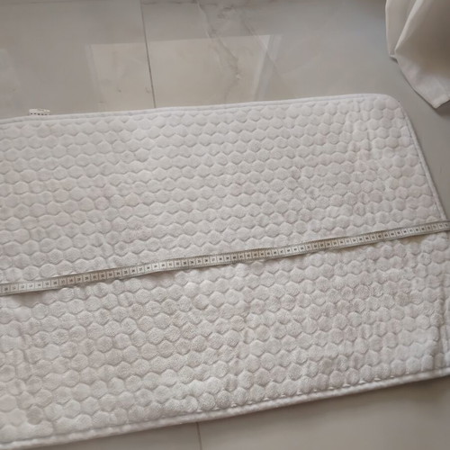Pataki bathroom mat almost like new, white, soft, 46x74cm
