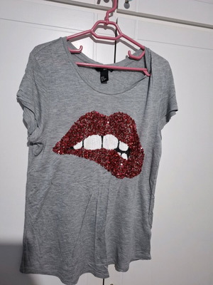 H&M t-shirt gray like new, size M