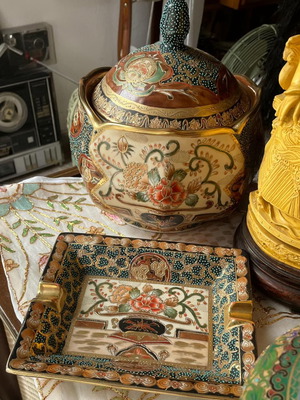 Royal Satsuma set of kaspo and ashtray with cross stamp