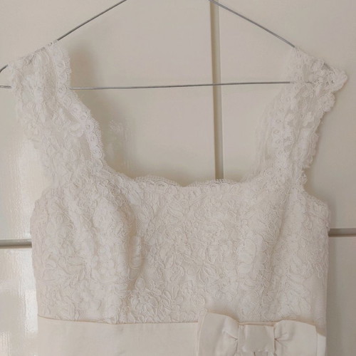 Wedding dress used, handmade with lace and tulle, size S
