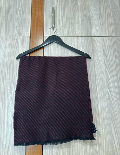 Ανδρικό κασκόλ μπορντώ χρώμα (Oxford Company) Men's burgundy scarf (Oxford Company)