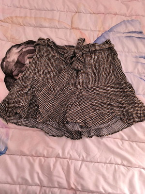 Zara checked skirt shorts like new, size medium