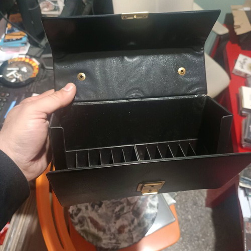 Leather cassette case used in excellent condition