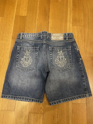 Pinko denim jean βερμούδα σαν καινούργιο με ασημί κεντήματα