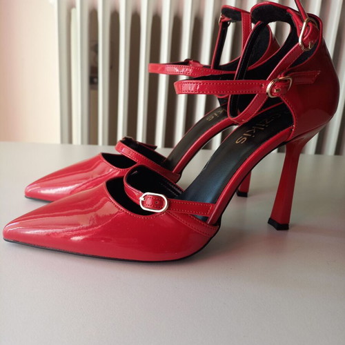 Bozikis red stiletto heels with straps new, size 38