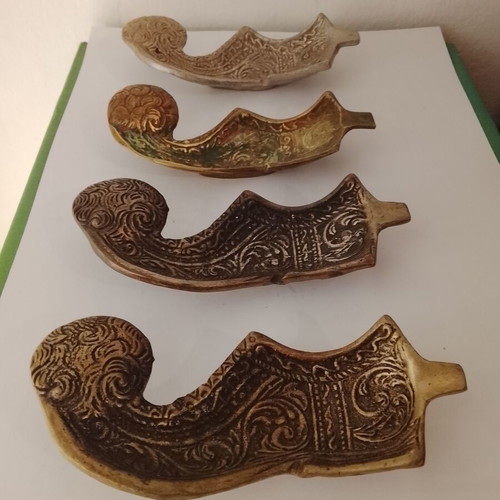 Vintage ashtrays pack of 4 metal tsarouhi shape used