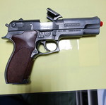 Carnival pistol Gonher like new, scale 1:1