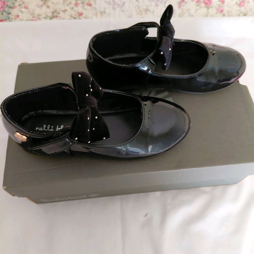Nelli Blu black ballerinas size 29 like new for girls