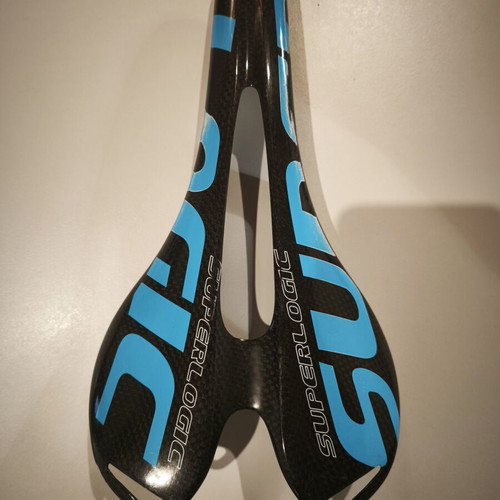 Carbon bicycle saddle