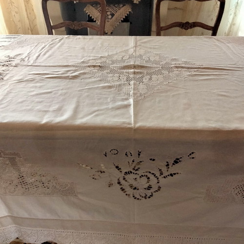 Handmade tablecloth used with knitted corners, lace and cutwork