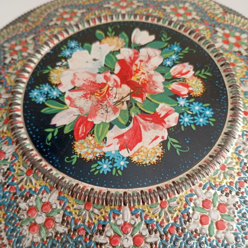 Vintage metal tin from Holland 1970s, used
