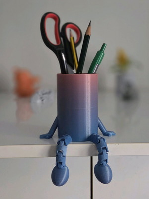 Pen holder with articulated legs new