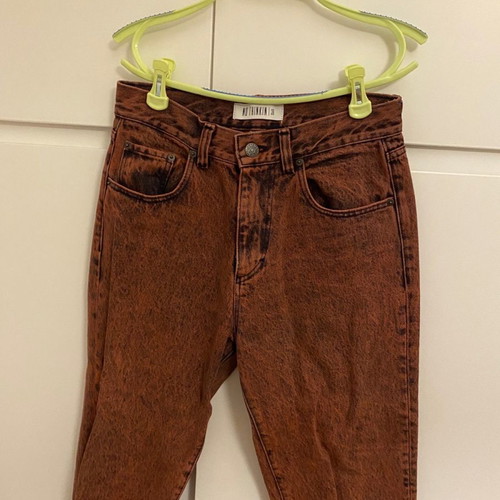 No Thinkin Jeans size 38 like new, burgundy