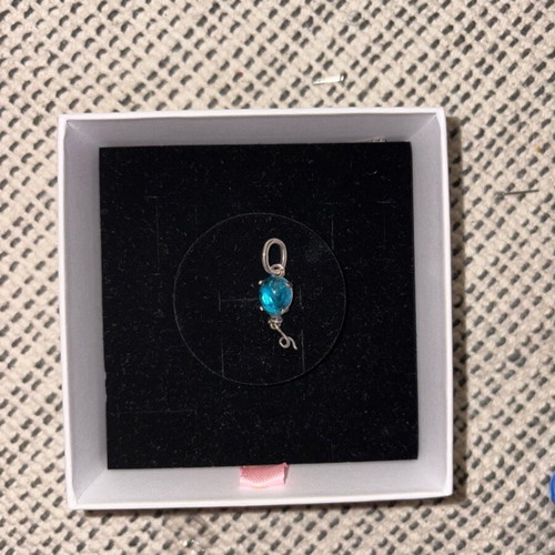 Charm blue Pandora like new