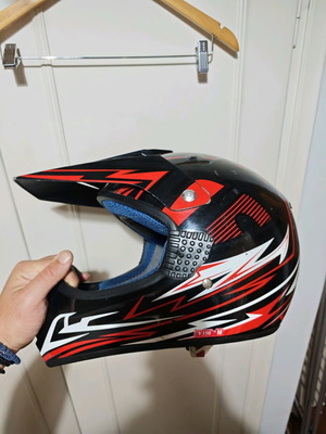 Motocross/Enduro helmet Vcan used with Fox goggles