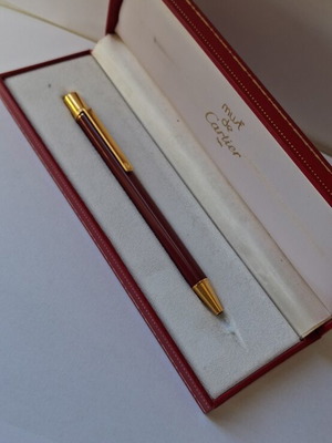 Must de Cartier pen used with original refill and box