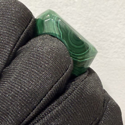 Malachite ring new, elegant design for queen