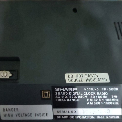 Sharp FX-52CX radio alarm clock like new