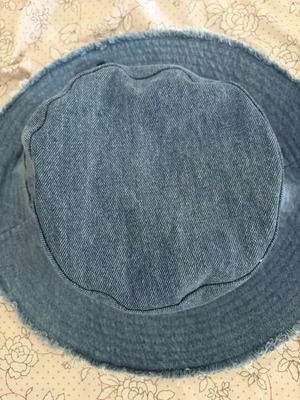 Jacquemus denim bucket hat like new, size 58, blue