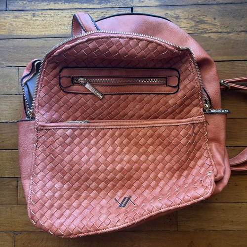 Backbag Verde like new, burnt orange color