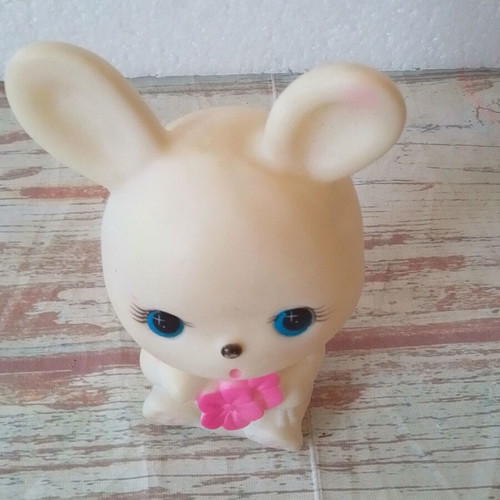 Vintage bunny rabbit sitting squeaky toy used, 70s