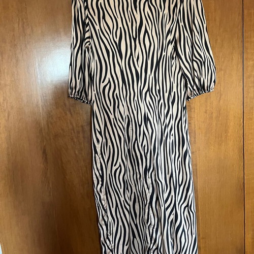 Satin midi dress animal print Reline like new, black and pink