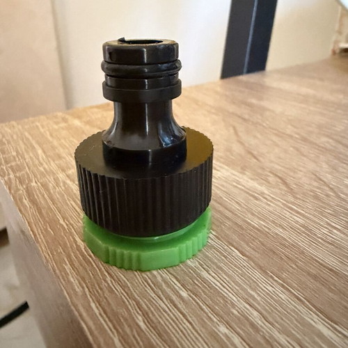 Hose connector like new