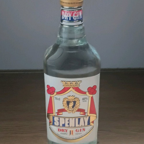 Spenlay dry gin new, produced in Greece