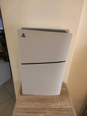 Sony PlayStation 5 Digital Edition 825GB като нов