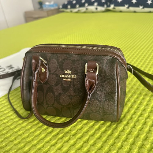 Coach Mini Rowan Crossbody bag dark brown new