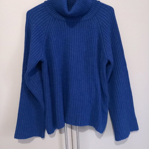 Stradivarius knitted turtleneck like new, blue, size M