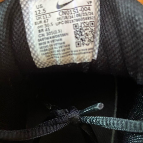Nike Shox TL athletic shoes like new, size 47, black and blue