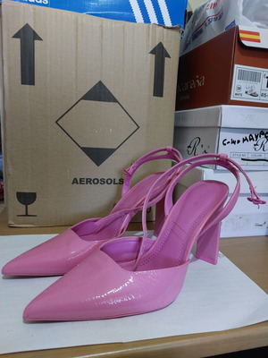 Bershka pink heels size 40 like new with ankle strap