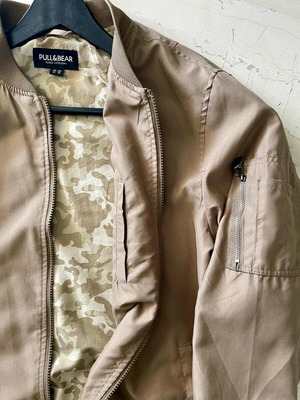 Light jacket Pull & Bear beige like new, size L