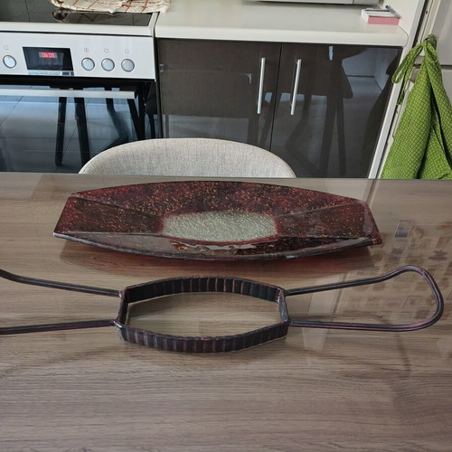 Decorative elongated glass platter like new with red and gold crackle on metal base