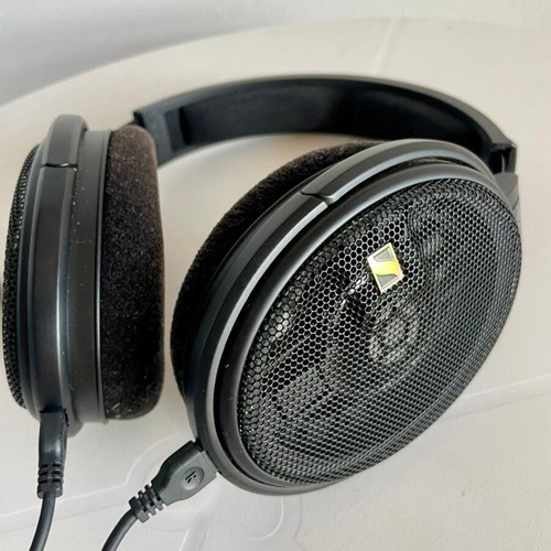 Sennheiser HD660s Open Headphone Like New, Wired, 150 Ohms