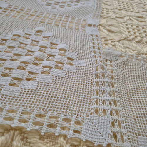 Handmade crochet table linens set of 6, like new, white and other colors