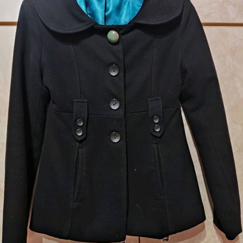 Benissimo coat black with turquoise lining like new, wool