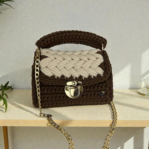 Marshmallow style handbag new, brown, cotton yarn