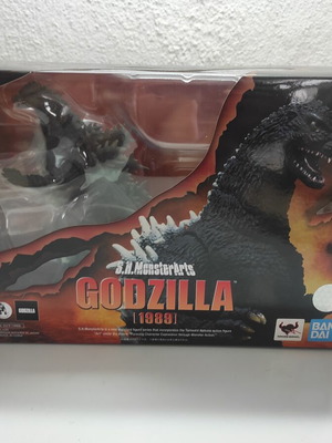 S.H MonsterArts Godzilla 1989 figure like new