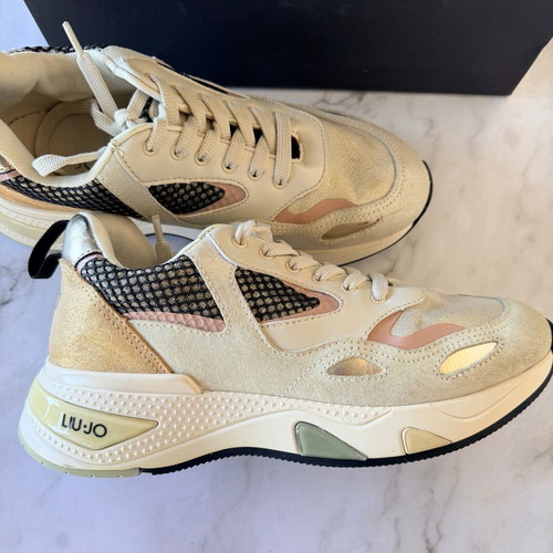 Liu Jo women's athletic shoe size 40 like new, multicolor