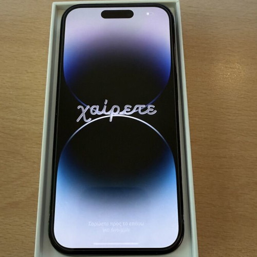 Apple iPhone 14 Pro 256GB Space Black like new, e-sim only, 7 new cases