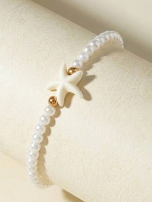 Elastic bracelet with pearl beads and starfish charm
