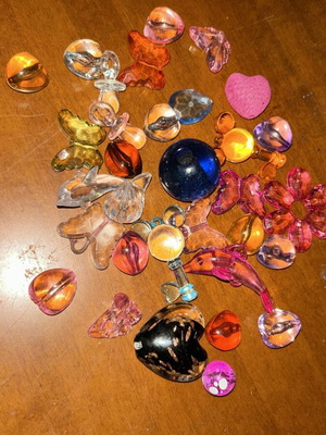 Various beads like new