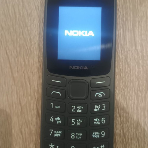 Nokia 105 (2023) like new with charger