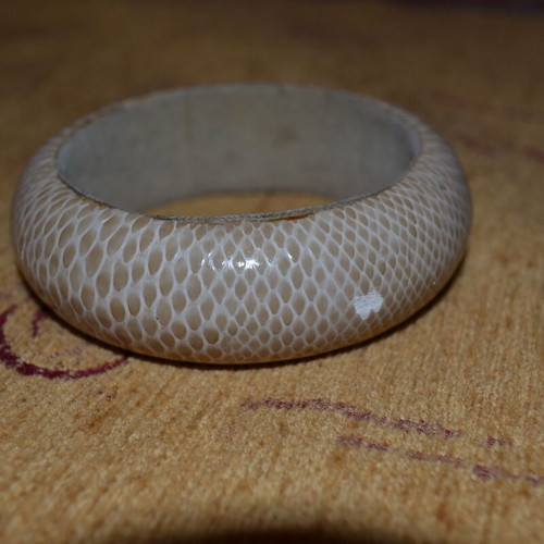 Various fixed bracelets used, multicolored, wood and plastic
